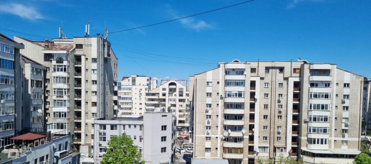 Garsoniera Craiova Centru Apartment Exterior photo